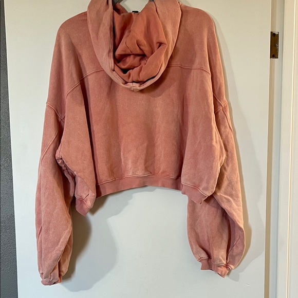 Wild Fable Dusty Rose Cropped Hoodie - Picture 4 of 6